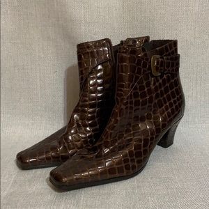 J. Reneeé ankle boots